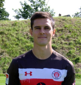 Portraitfoto Johannes Flum, Profispieler beim FC St. Pauli, 2017-18