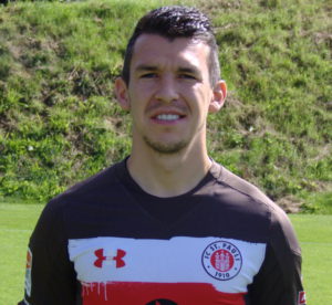 Portraitfoto von Waldemar Sobota, Profispieler vom FC St. Pauli, im Sommer 2017